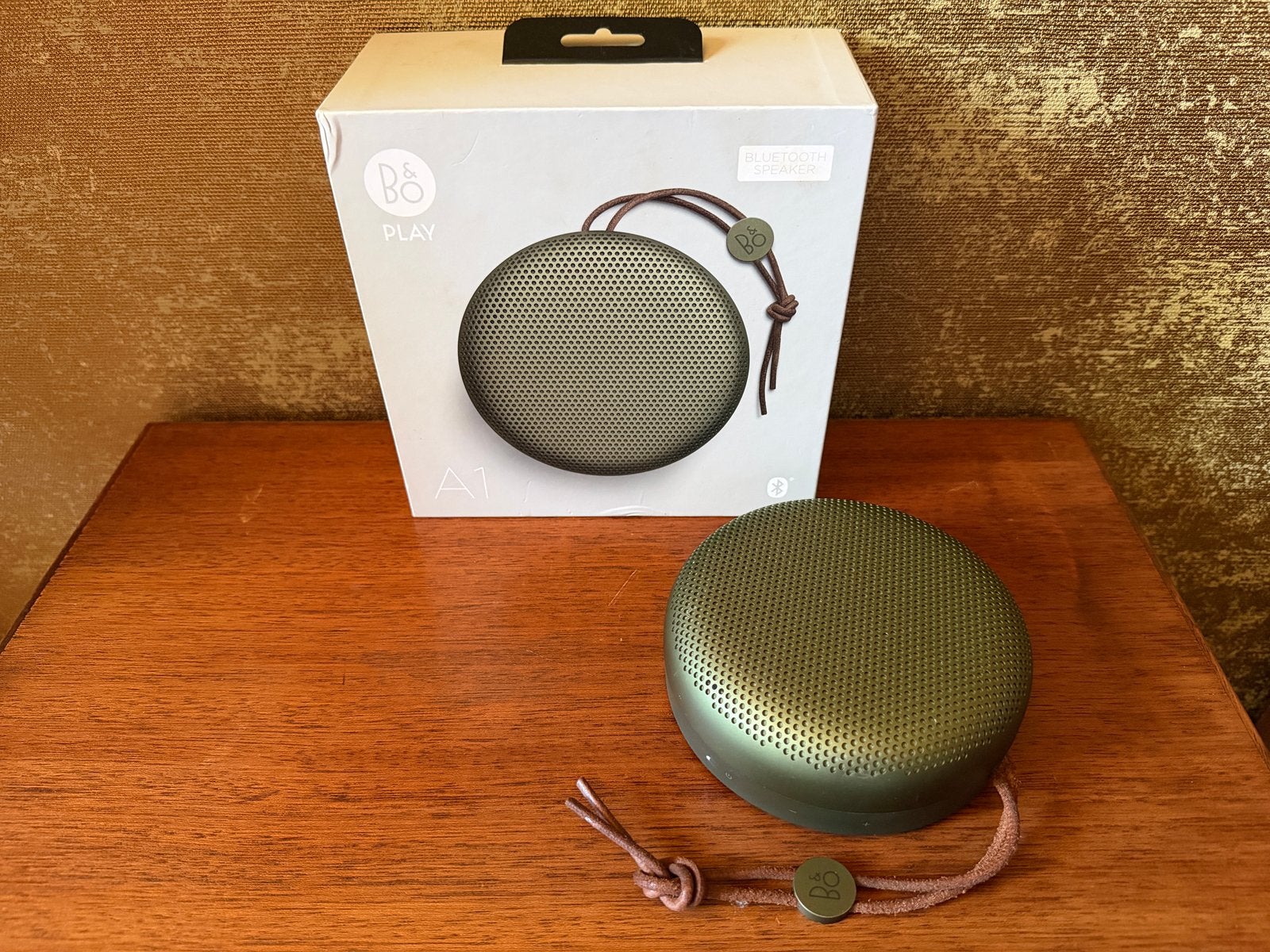 Bang & Olufsen B&O BeoPlay A1 Bluetooth speaker, Audio, Tv en Foto, Luidsprekers, Ophalen, Gebruikt, Bluetooth, Draagbare speaker