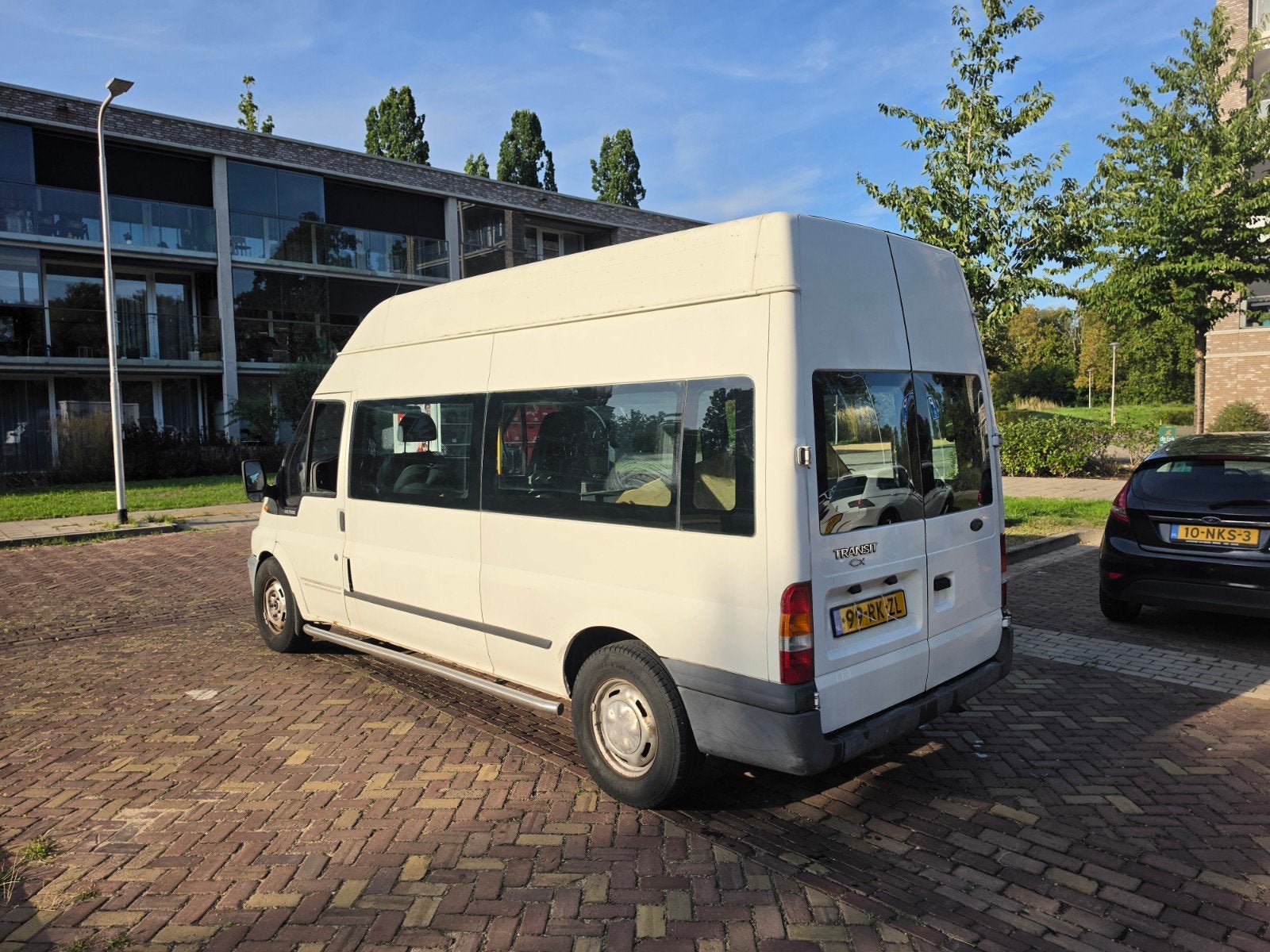 Foto 6 van Ford Transit CAMPER 2.0 Tddi 330L 74KW 2005 extra Lang/Hoog.