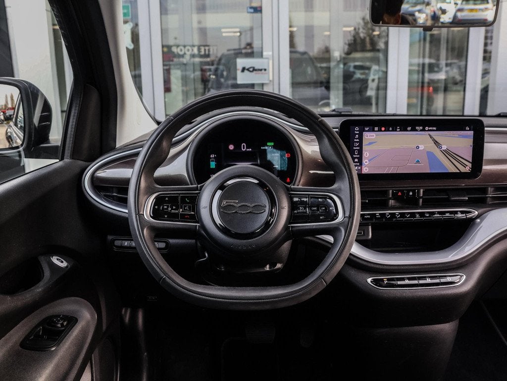 Fiat 500E Icon 42 kWh | Full LED | Navi | Achteruitrij Camer, Auto's, Fiat, Parkeersensor, Stof, 118 pk, Bruin