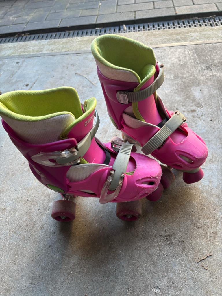 Roze skeelers - Goede prijs!, Sport en Fitness, Schaatsen, Ophalen of Verzenden, Gebruikt, Overige typen, Overige merken