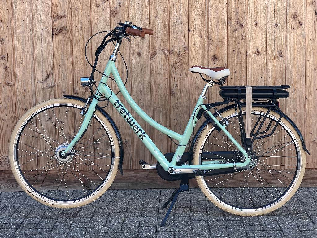 Tretwerk Aurora Ananda Voorwielmotor Showmodel, Minder dan 30 km per accu, Zo goed als nieuw, 47 tot 51 cm, Ophalen