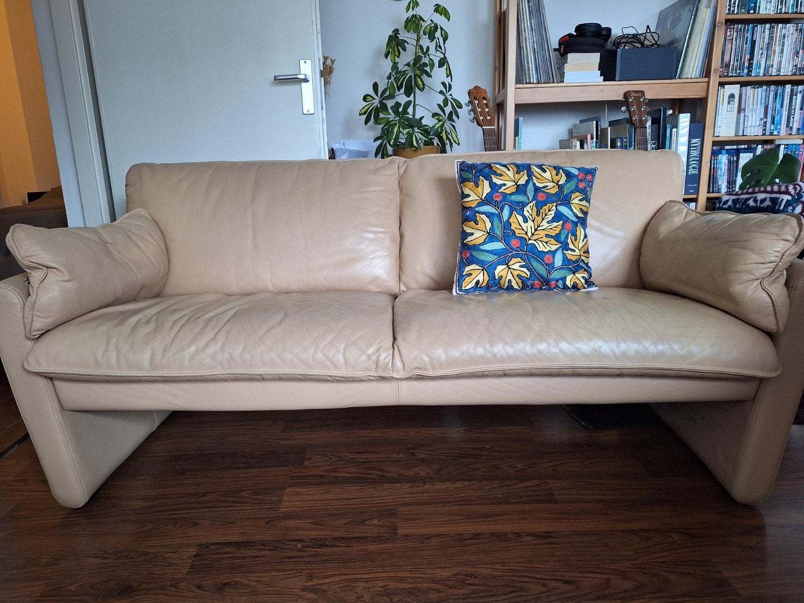 Vintage bank in de stijl van Leolux, Ophalen, Gebruikt, 150 tot 200 cm, Tweepersoons