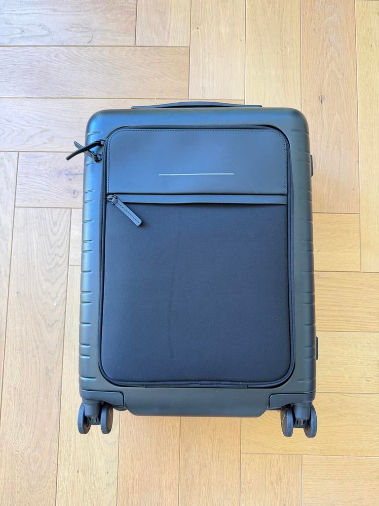 Horizon Studios M5 Essential Cabin Luggage (37L) met USB-opl, Wieltjes, 40 tot 60 cm, 20 tot 30 cm, Zwart