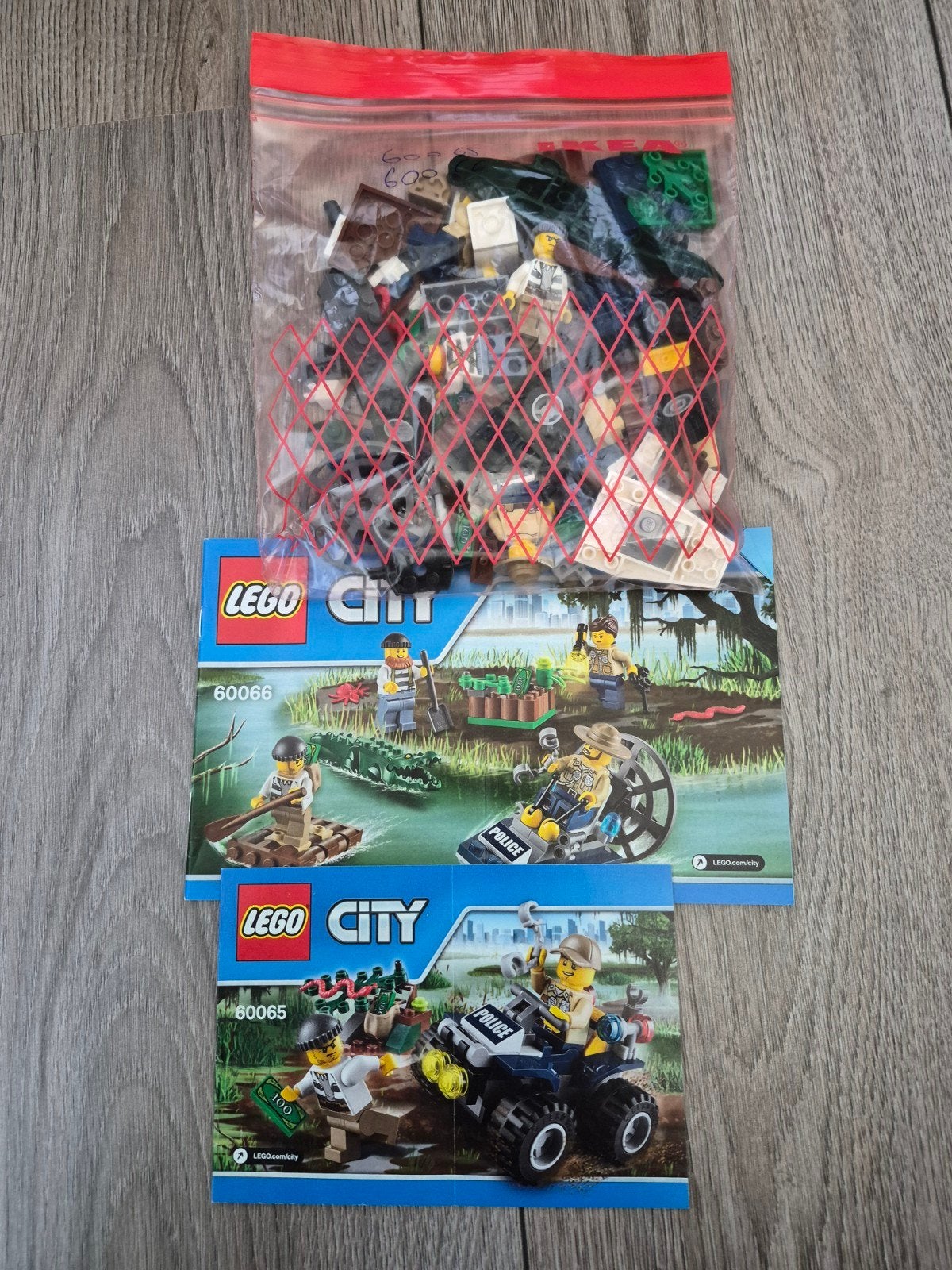 LEGO City Moeras Politie Sets 60065 & 60066, Kinderen en Baby's, Speelgoed | Duplo en Lego, Lego, Ophalen of Verzenden, Compleet
