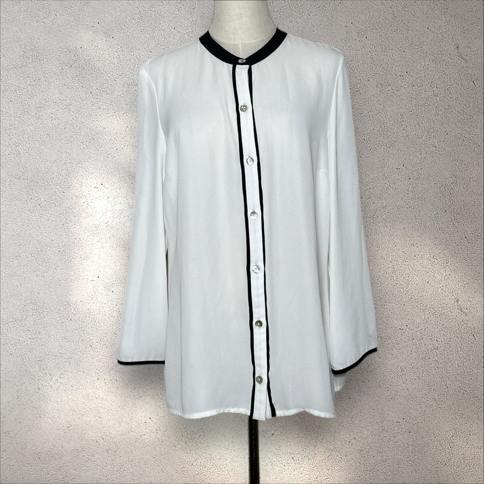 Joseph Ribkoff Witte Blouse met Zwarte Details, Ophalen of Verzenden, Zo goed als nieuw, Maat 42/44 (L), Wit