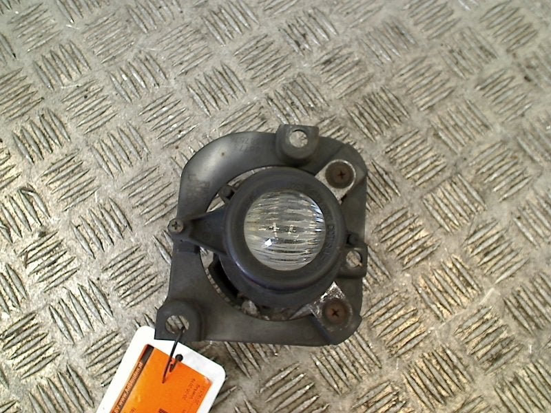 Mistlamp Rechts Voor Fiat 500 (312) (2007-08/..) 45520711, Auto-onderdelen, Verlichting, FCA Germany GmbH, Gebruikt, IPC D1-09 Bahnhofsplatz, Rüsselsheim am Main 65423, , Duitsland