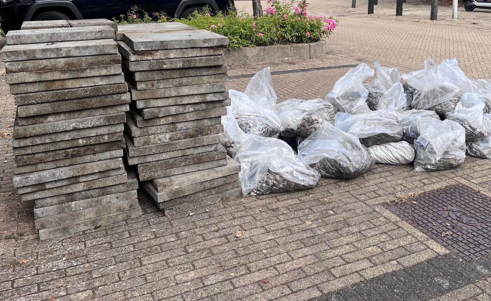 Stoeptegels 50x50 GRATIS, Ophalen, Zo goed als nieuw, Beton, Terrastegels