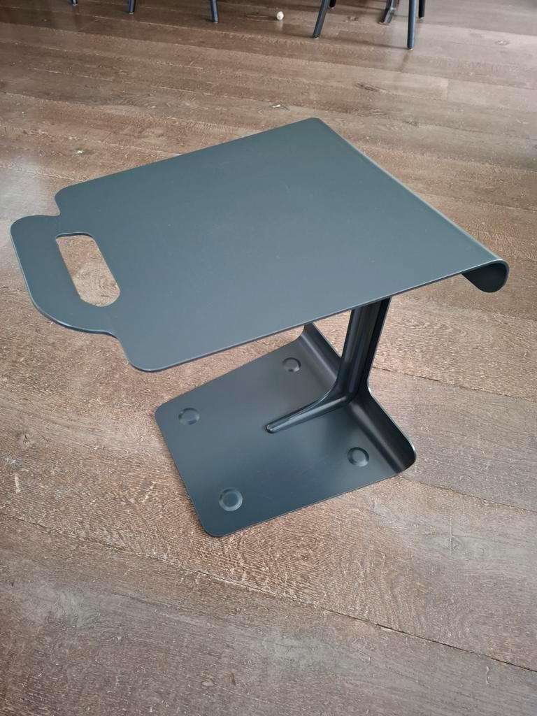 T.Tray Design on Stock bijzettafel, Minder dan 55 cm, Gebruikt, Metaal of Aluminium, Modern