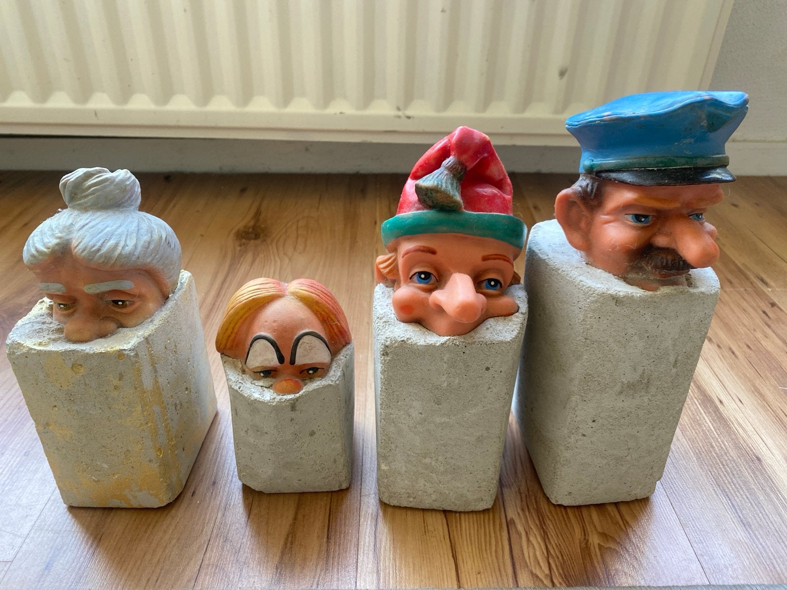 Deurstoppers of boekenhouders, Ophalen, Gebruikt