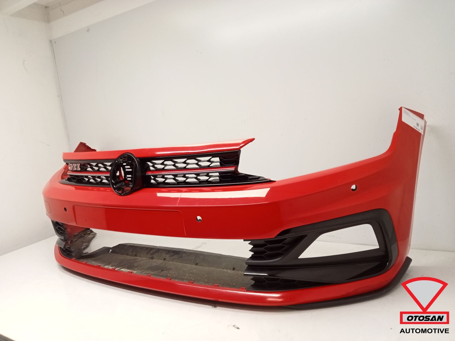 VW Polo 2G GTI R-Line Voorbumper Origineel! 2017-2021 4x PDC, Gebruikt, Volkswagen, Volkswagen AG, Bumper
