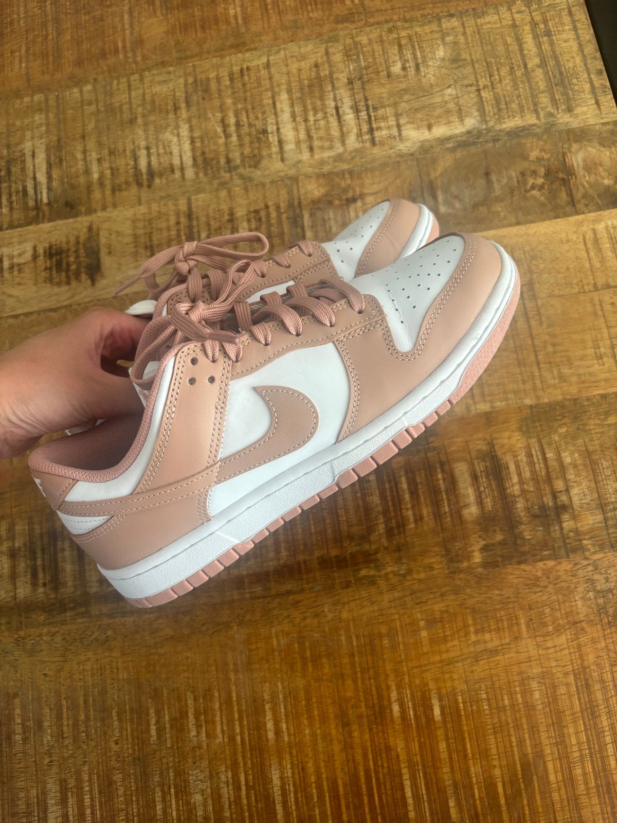 Roze Nike Dunk Low sneakers -, Ophalen of Verzenden, Nieuw, Roze, Sneakers of Gympen