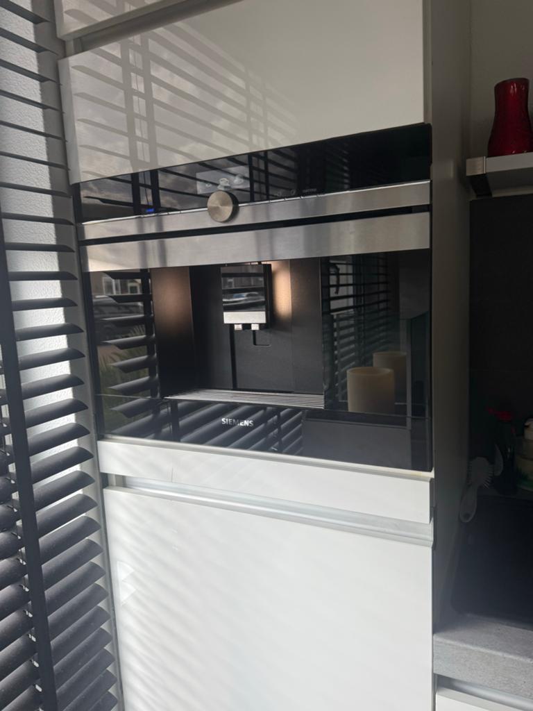 Siemens inbouw koffiemachine - Zo goed als nieuw, 10 kopjes of meer, Koffiemachine, Zo goed als nieuw, Koffiebonen