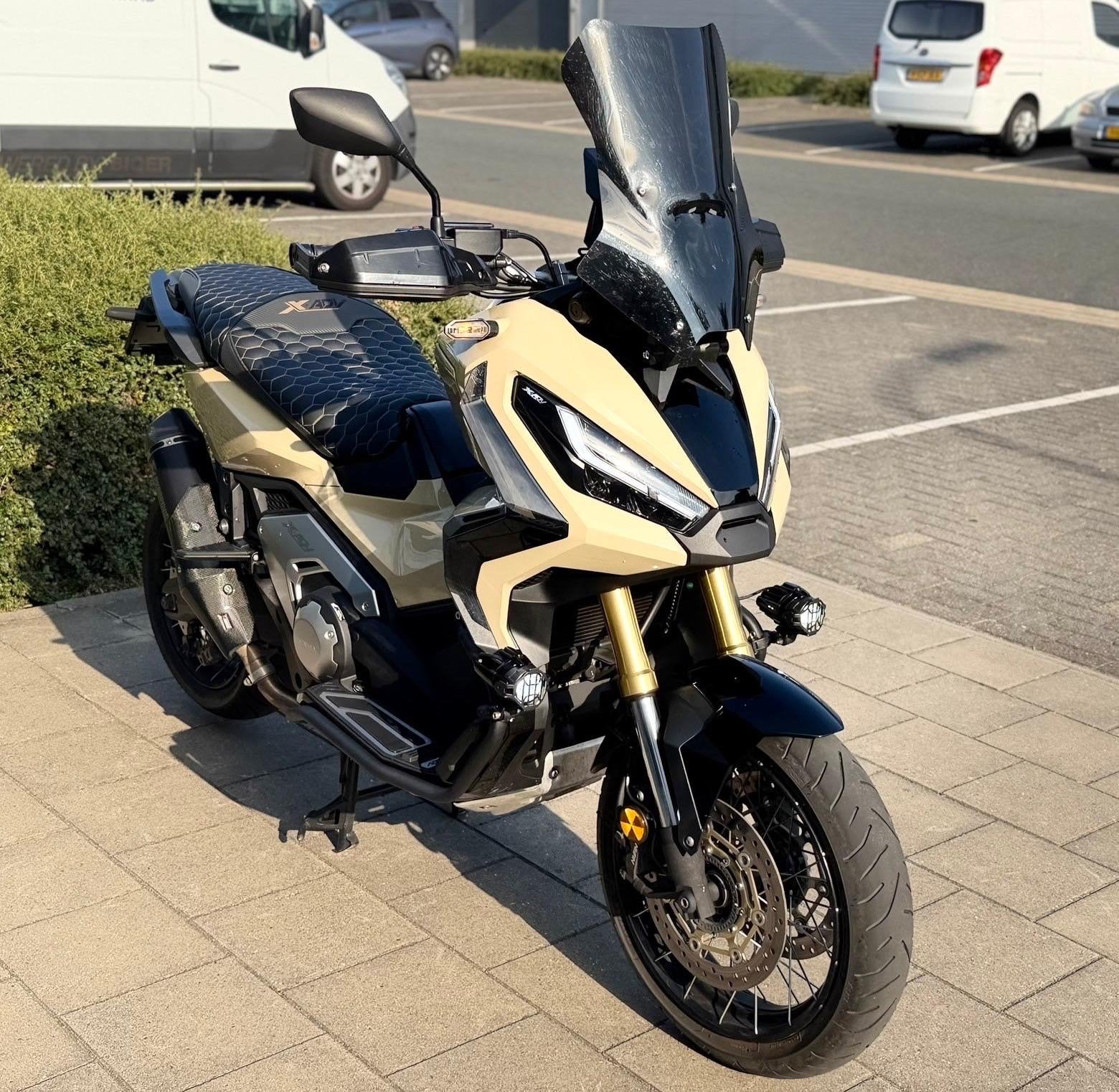 Honda X-ADV 750  Akrapovic, Motoren, Motoren | Honda, Gebruikt, Particulier, Meer dan 35 kW, Minimaal motorrijbewijs A2