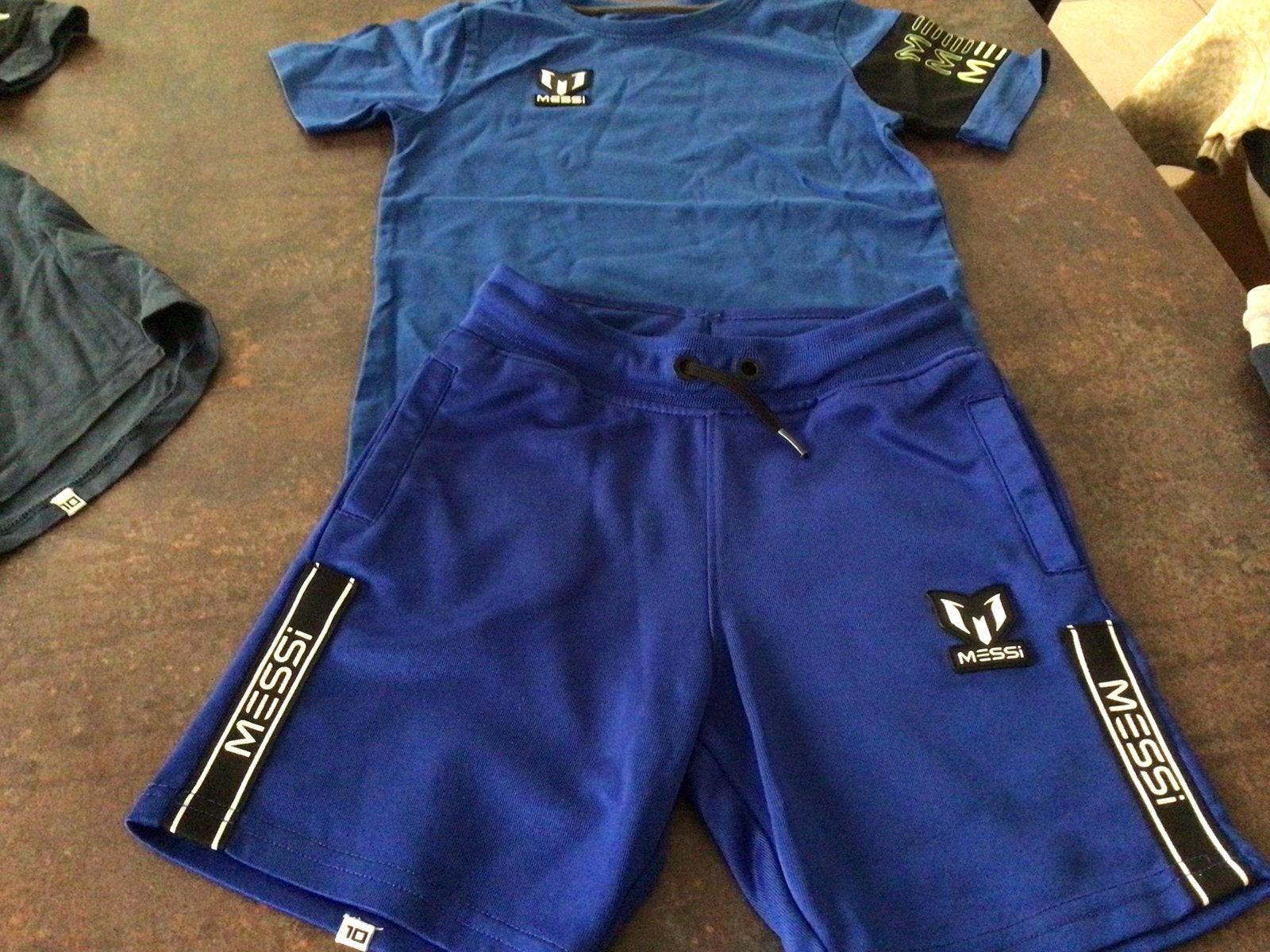 Jongens Vingino Messi set shirt (128) & short (140), Ophalen of Verzenden, Gebruikt, Jongen, Setje