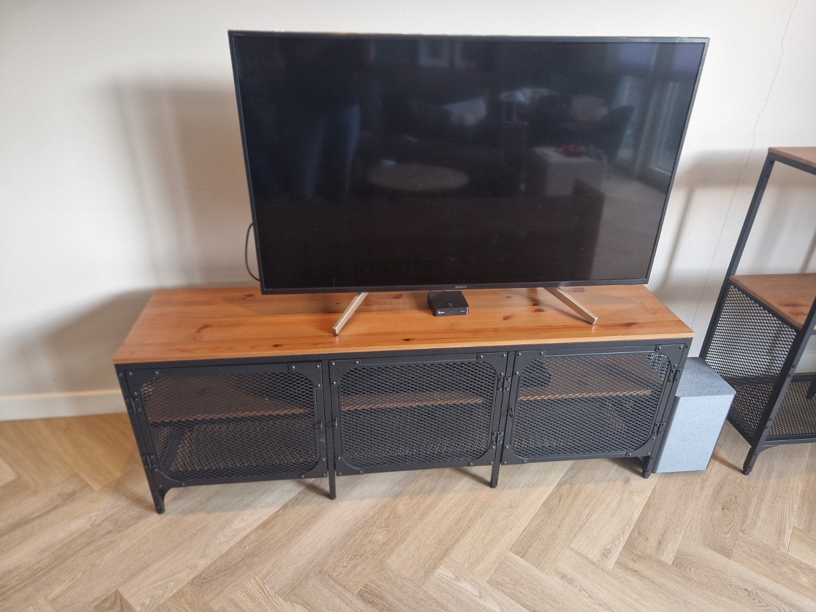Ikea Fjällbo TV-meubel, Ophalen, Grenenhout, Gebruikt, 100 tot 150 cm
