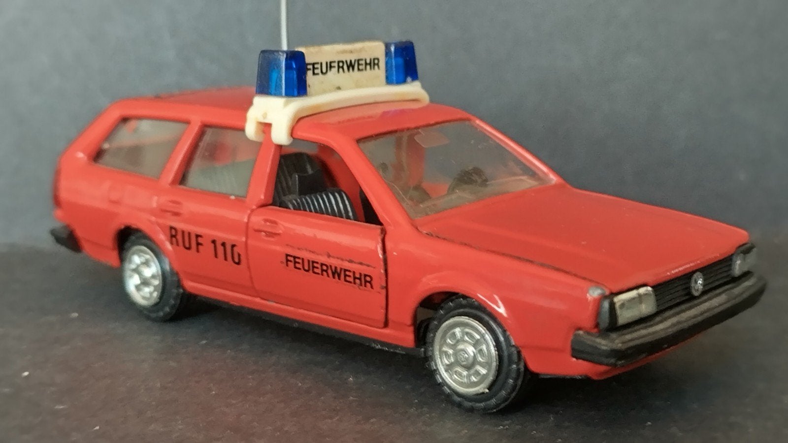 Volkswagen. VW Passat Variant 1:43 Conrad Pol, Hobby en Vrije tijd, Modelauto's | 1:43, Auto, Verzenden, ., Nieuw