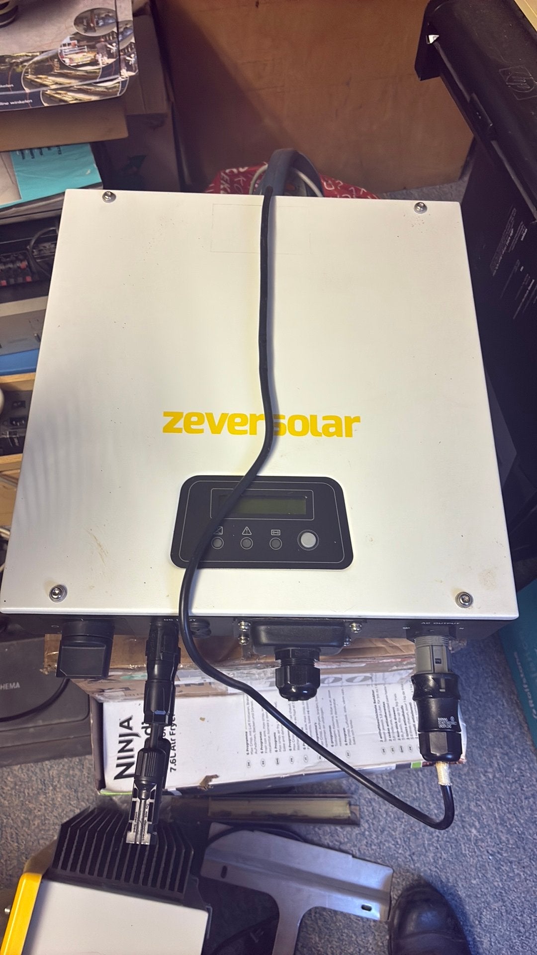 Zonnepanelen 9 stuks van 195 wp en omvormer(s), Doe-het-zelf en Verbouw, Zonnepanelen en Toebehoren, Ophalen, Gebruikt, Overige typen