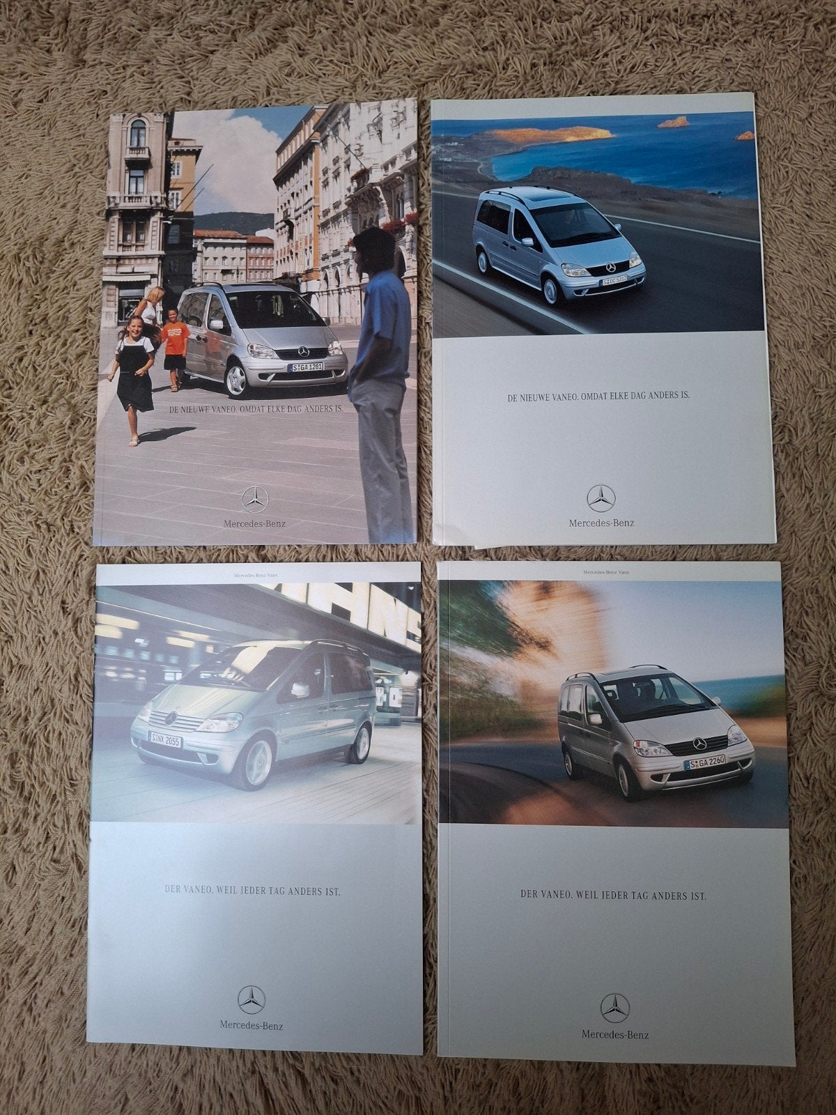 Lot autofolders Mercedes Vaneo, Verzenden, Zo goed als nieuw, Mercedes