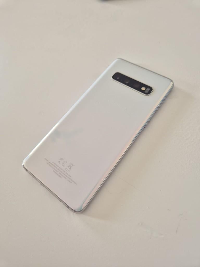 Samsung S10. Zo goed als nieuw, Overige kleuren, Touchscreen, Ophalen of Verzenden, Zo goed als nieuw