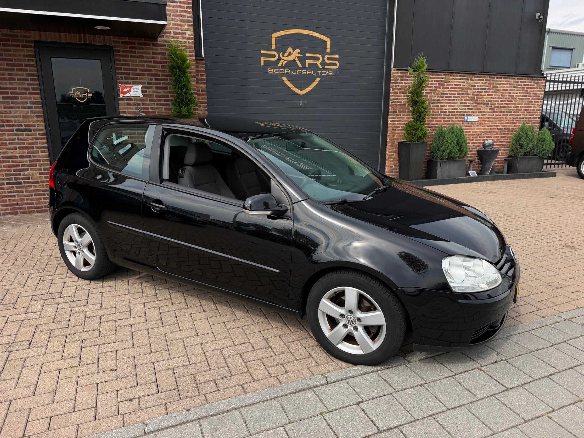 Volkswagen Golf 1.9 TDI Sportline 105PK 3drs Airco Elk.Ramen, Auto's, Stof, Gebruikt, Zwart, 4 cilinders