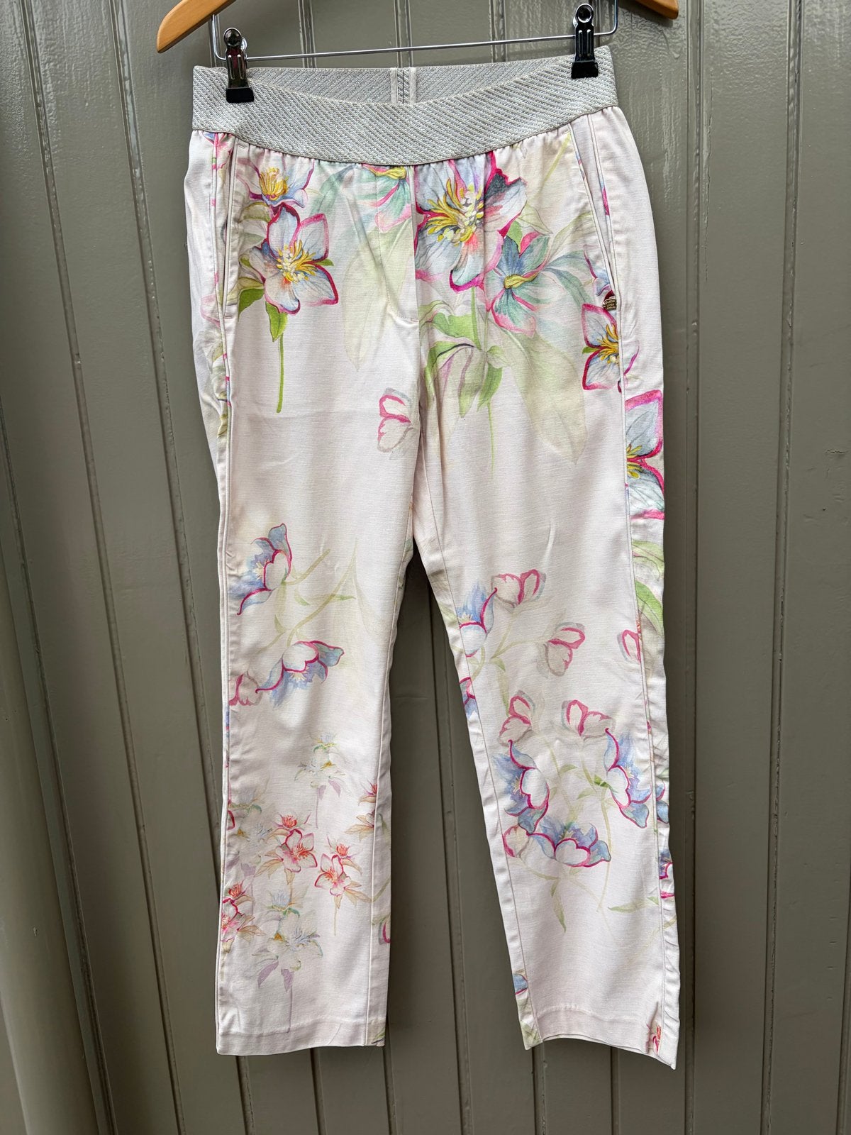 Gustav broek pastel roze met bloemenprint en elastiek, Kleding | Dames, Broeken en Pantalons, Ophalen of Verzenden, Maat 38/40 (M)
