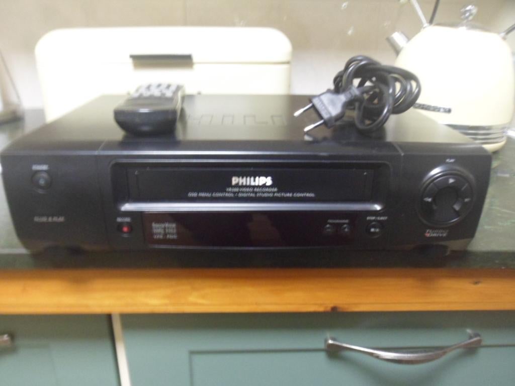 video recorder, Ophalen of Verzenden, Gebruikt, VHS-speler of -recorder