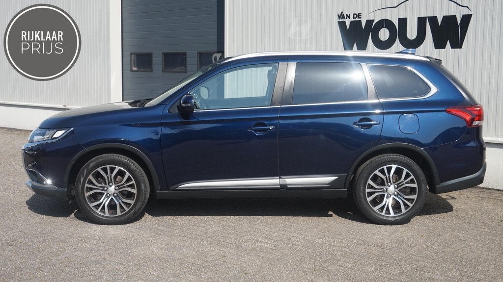 Mitsubishi Outlander 2.0 Executive Edition | 7-Persoons | Af, Auto's, Stof, Euro 6, 4 cilinders, 7 stoelen