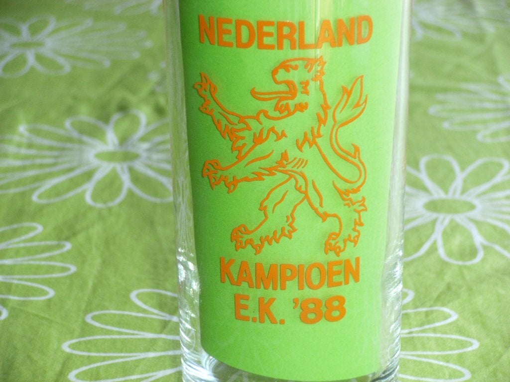 Nederland Kampioen EK 88 glas, Ophalen of Verzenden, Zo goed als nieuw, Overige binnenlandse clubs, Overige typen