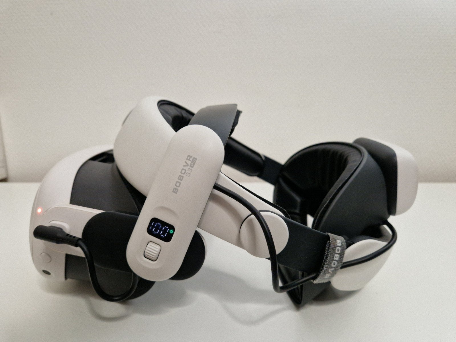 Quest 3 512GB + BOBOVR S3 Pro, 2 accu's B100 , dock & grips, Ophalen of Verzenden, Zo goed als nieuw, VR-bril, Overige platformen