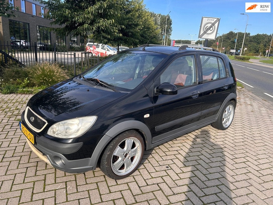 Hyundai Getz 1.4i Cross 2007! AIRCO!, Auto's, Voorwielaandrijving, Dealer onderhouden, 4 cilinders, Zwart