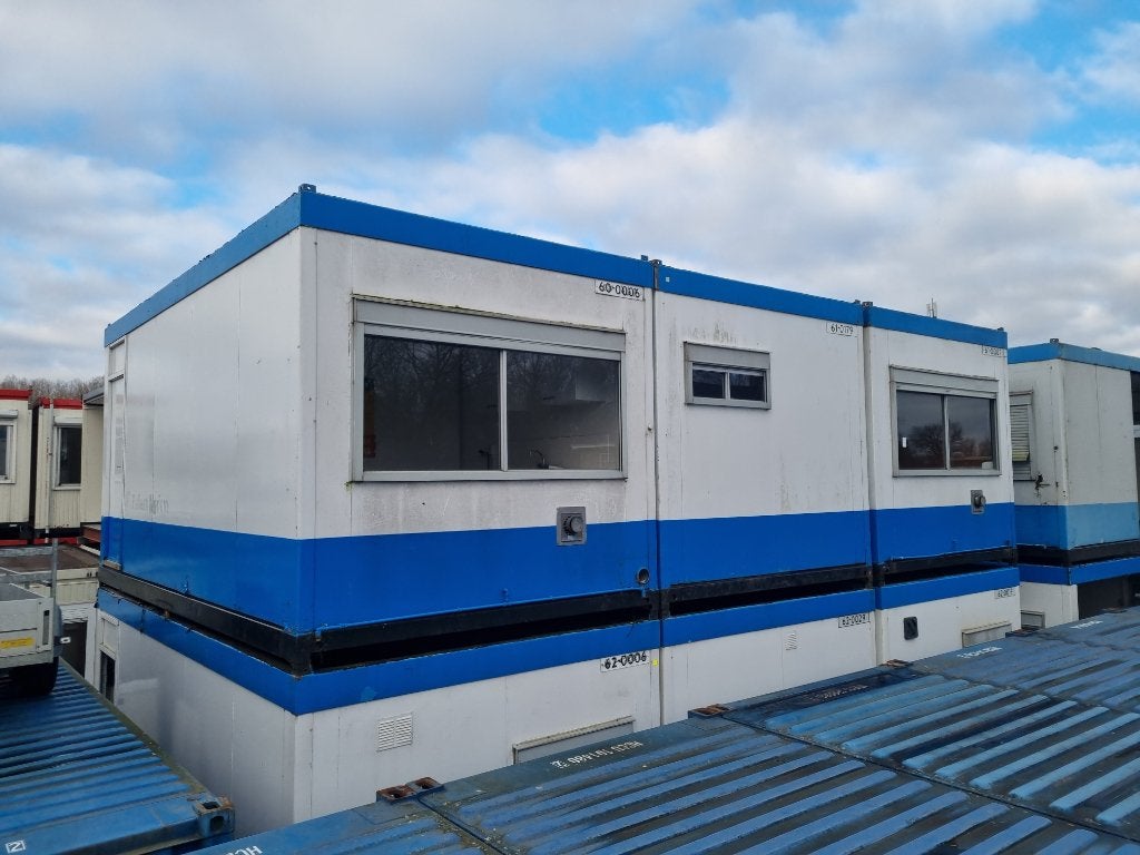 Woonunit Kantoorunit 6x15 Toiletten Keuken Rolluiken, Ophalen, Gebruikt