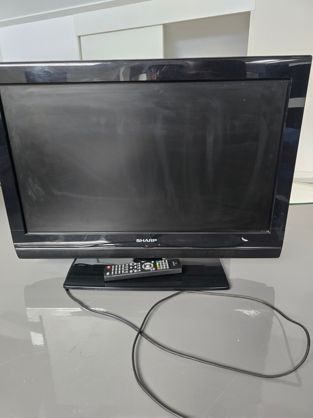 Sharp LCD TV met afstandsbediening - Gebruikt, Gebruikt, 50 Hz, Ophalen of Verzenden, Sharp