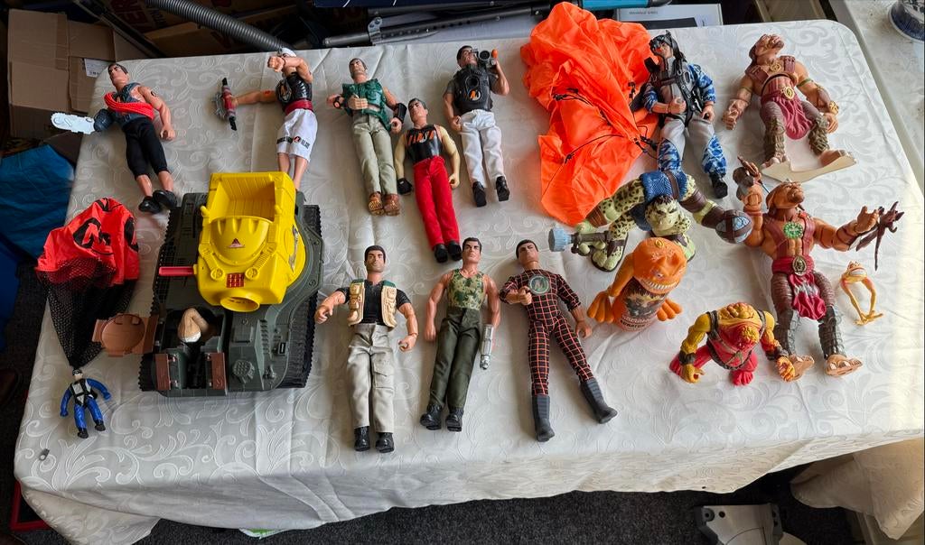 Action Man en Small Soldiers actiefiguren en voertuigen, Ophalen of Verzenden, Gebruikt