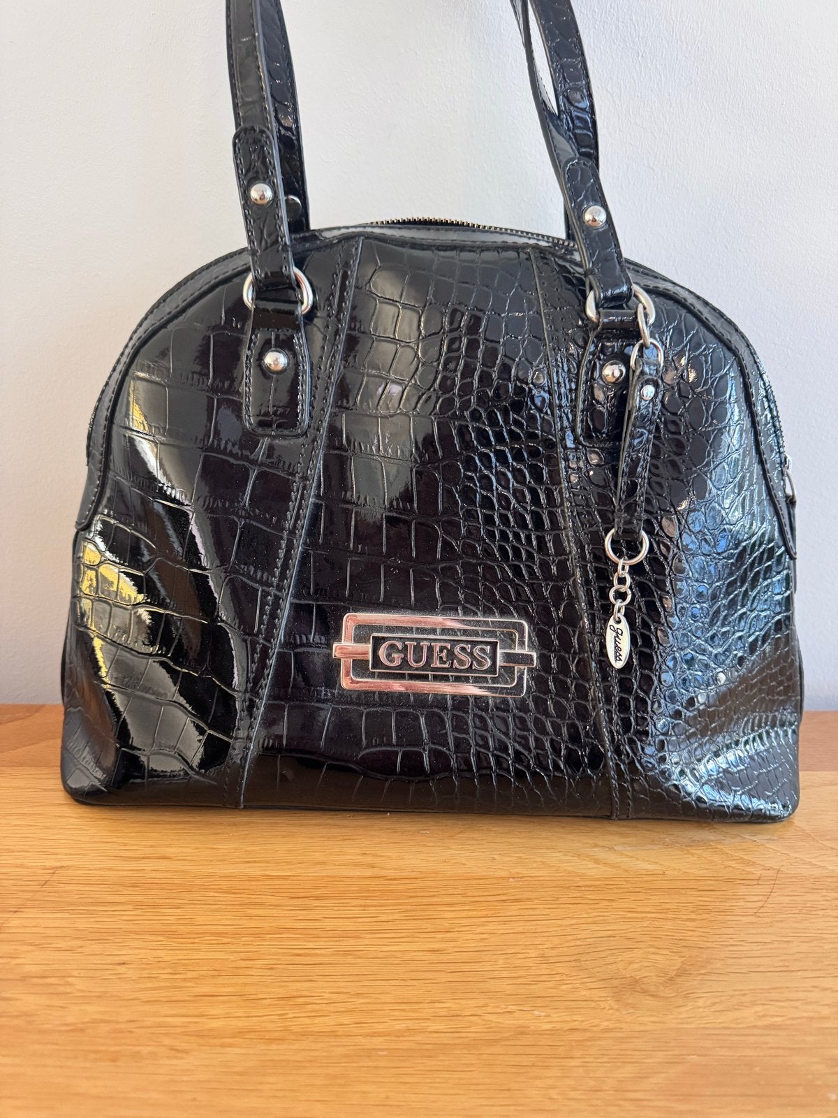 Guess Handtas Zwart Krokodillenprint Lakleer, Ophalen of Verzenden, Gebruikt, Zwart, Handtas