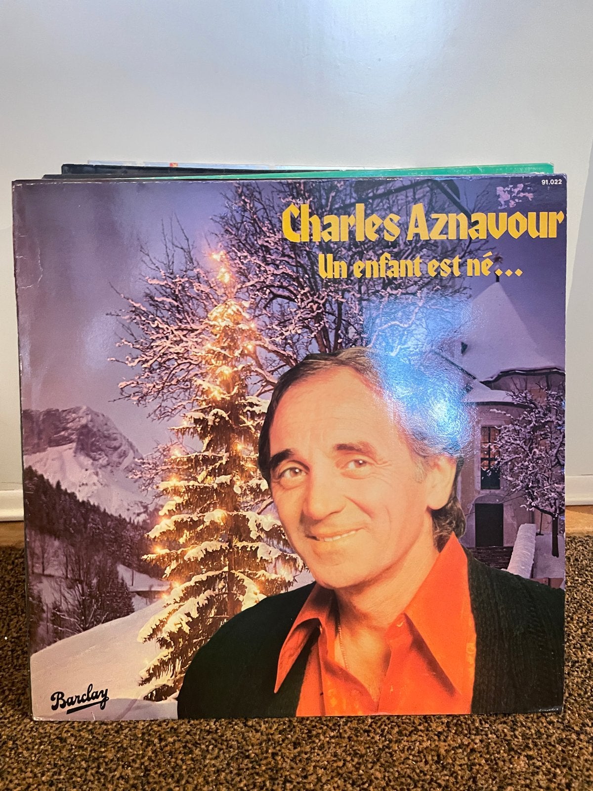 Charles Aznavour - Un Enfant Est Né... LP (Kerstmuziek), LP, Gebruikt, Overige genres, Ophalen of Verzenden