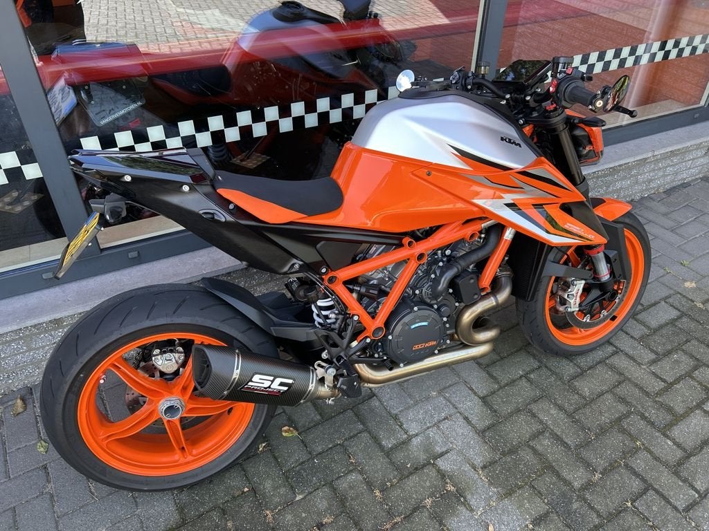 KTM 1290 SUPER DUKE R 2023, Bedrijf, Naked bike