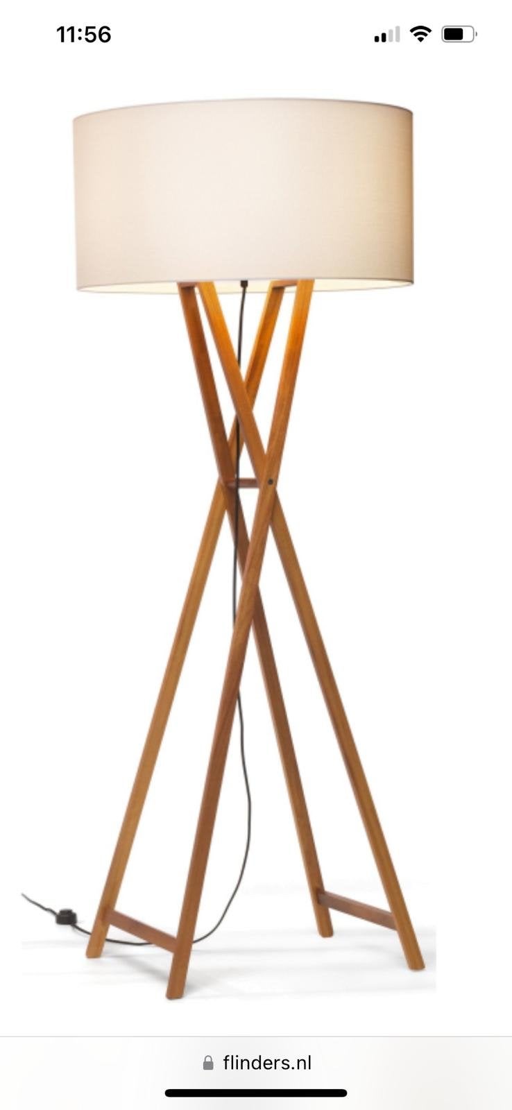 Marset vloerlamp met lichte beschadigingen aan kap, Ophalen, Gebruikt, E27 (groot), 150 tot 200 cm