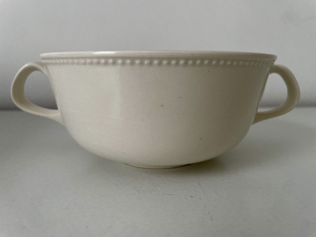 GEZOCHT/GEVRAAGD: Soepkommen Royal Stafford Pearl servies, Ophalen of Verzenden, Zo goed als nieuw, Kom(men), Overige stijlen