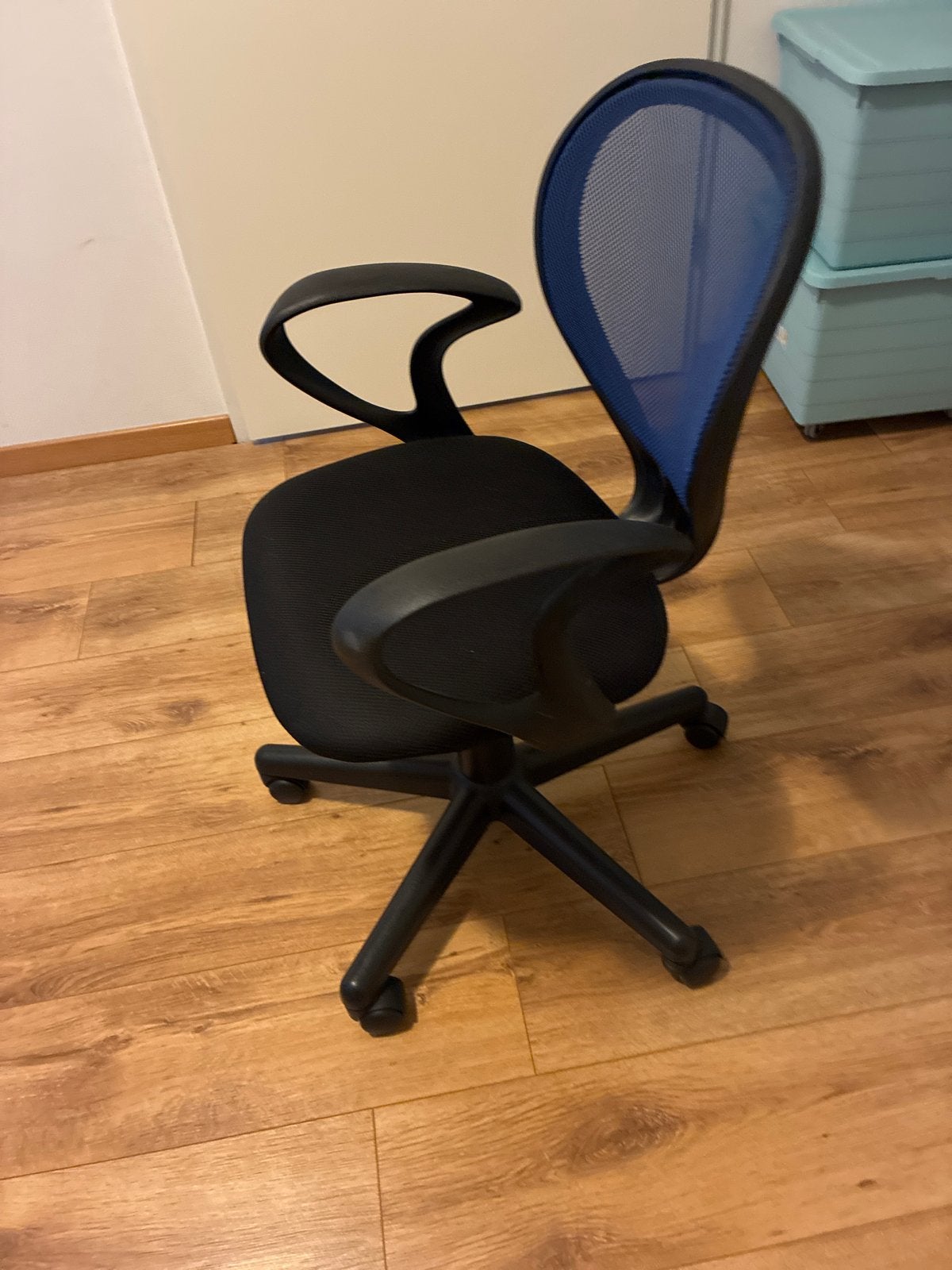 IKEA FLINTAN bureaustoel met armleuningen (blauw/zwart), Ophalen, Gebruikt, Blauw, Bureaustoel