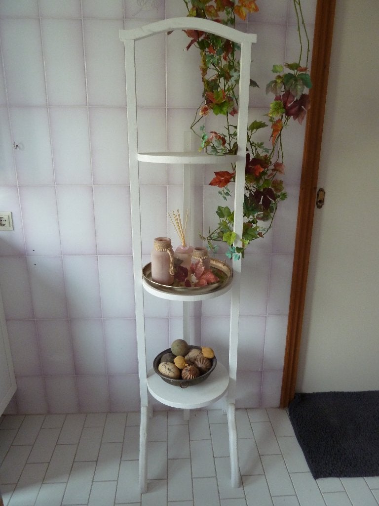 hoge witte brocante etagère, Ophalen