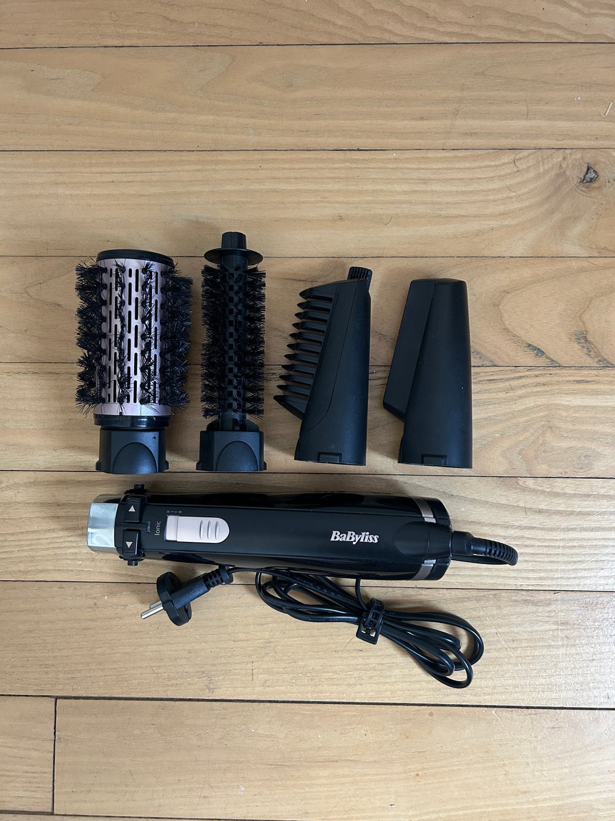BaByliss Föhnborstel met 4 opzetstukken, Ophalen of Verzenden, Zo goed als nieuw, Haarverzorging
