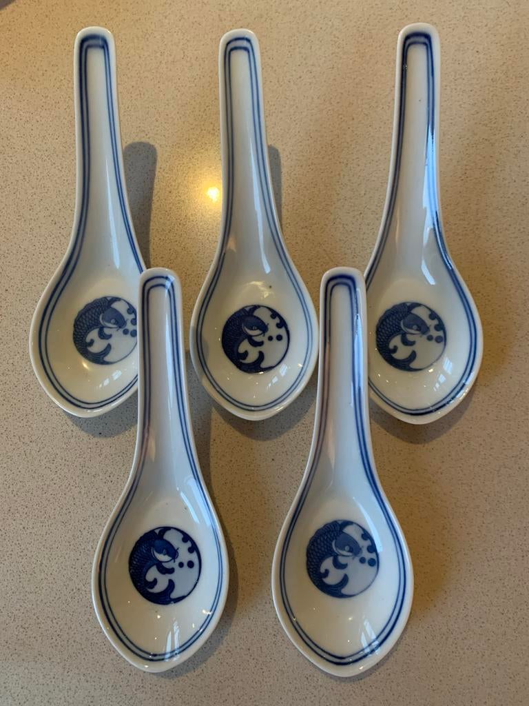 5 Chinese porseleinen soeplepels, Ophalen