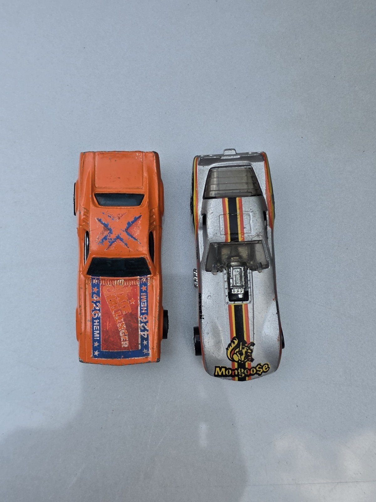 Oude Hotwheels Dodge Challenger Chevrolet Corvette, Ophalen of Verzenden, Gebruikt, Auto