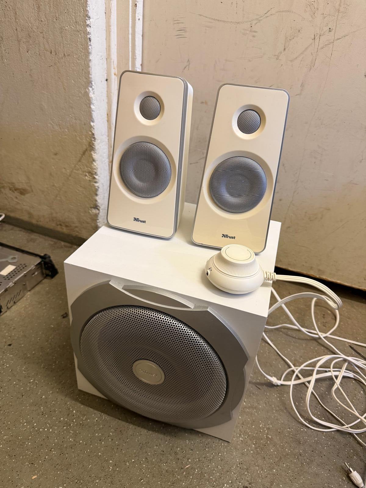 Trust pc speaker set, Computers en Software, Pc speakers, Ophalen, Zo goed als nieuw
