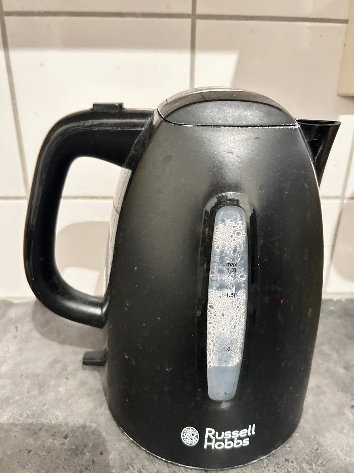 Russell Hobbs waterkoker 1.7L, 1 tot 2 liter, Ophalen, Gebruikt