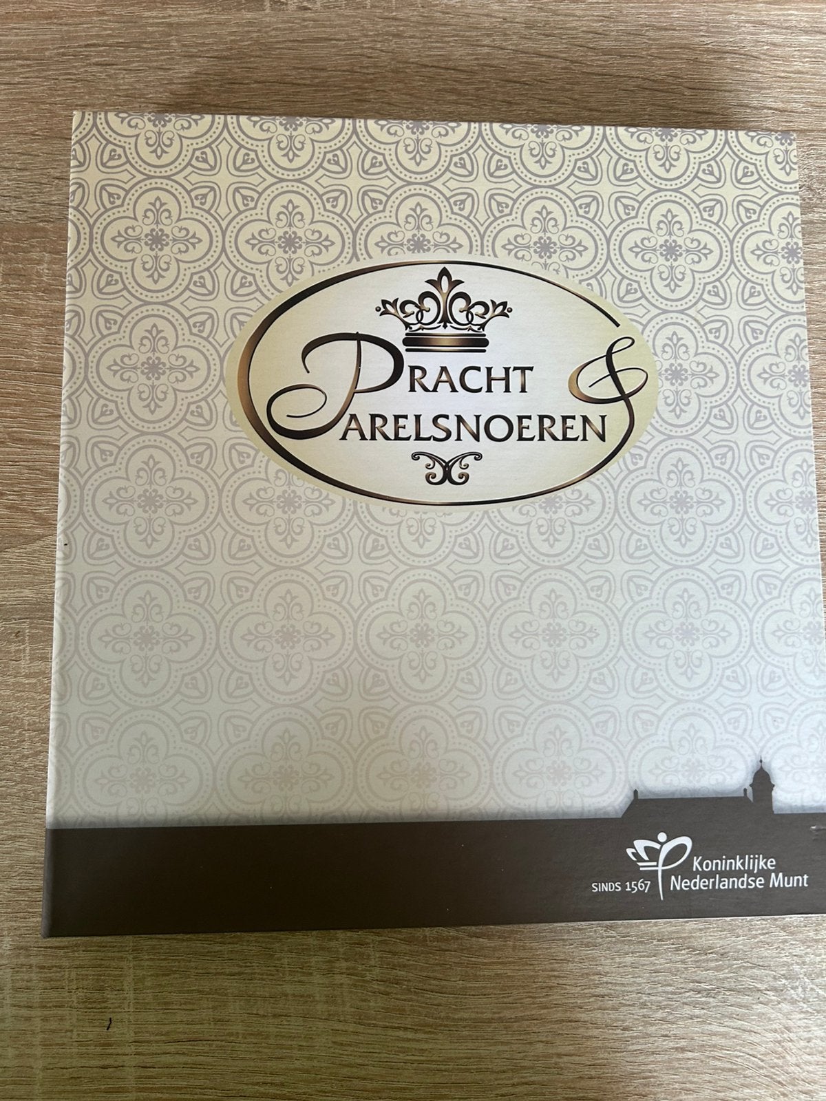 Coincard collectie - Pracht Parelsnoeren, Verzenden, Overige materialen