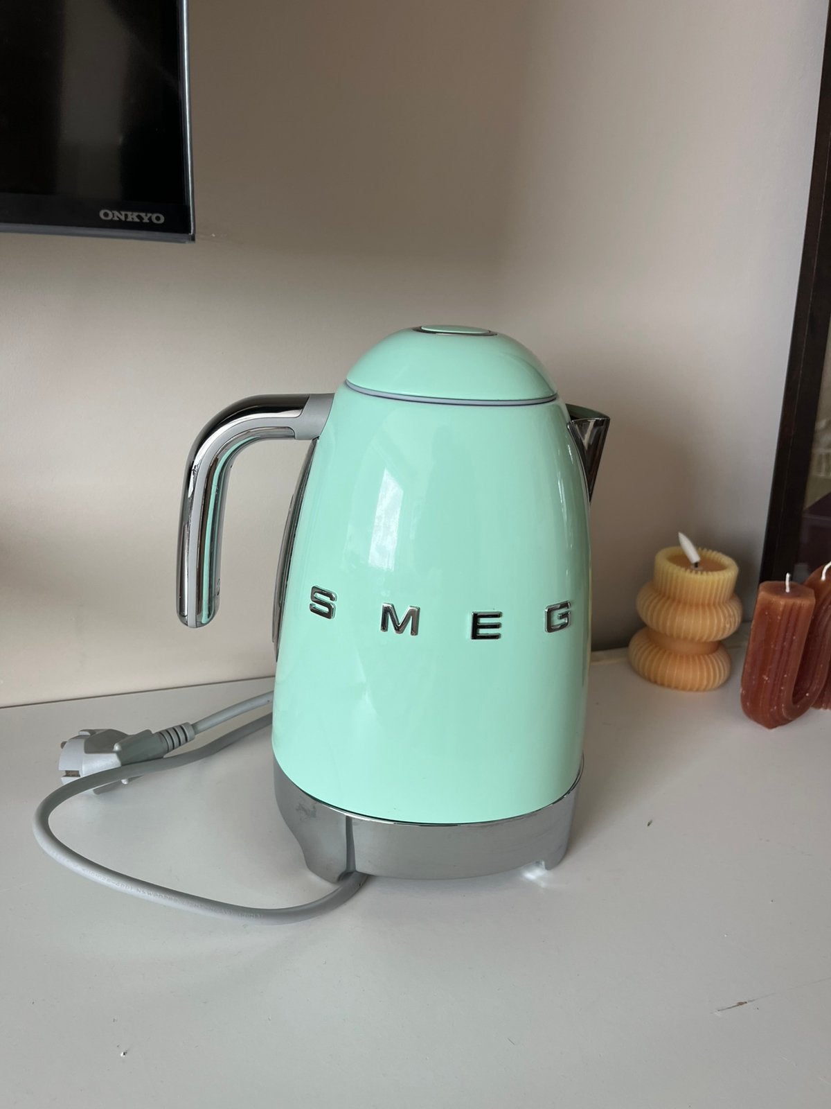 SMEG waterkoker 1.7L met temperatuurregeling watergroen, 1 tot 2 liter, Ophalen of Verzenden, Gebruikt, Rvs