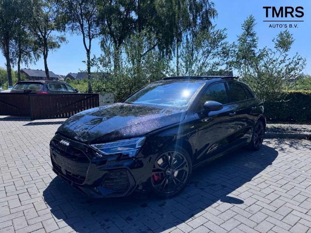 Audi A3 Sportback 45 TFSIe S line PANO HUD MASSAGE !!, Auto diversen, Schadeauto's, 1498 cc, Zwart, Hybride Elektrisch/Benzine
