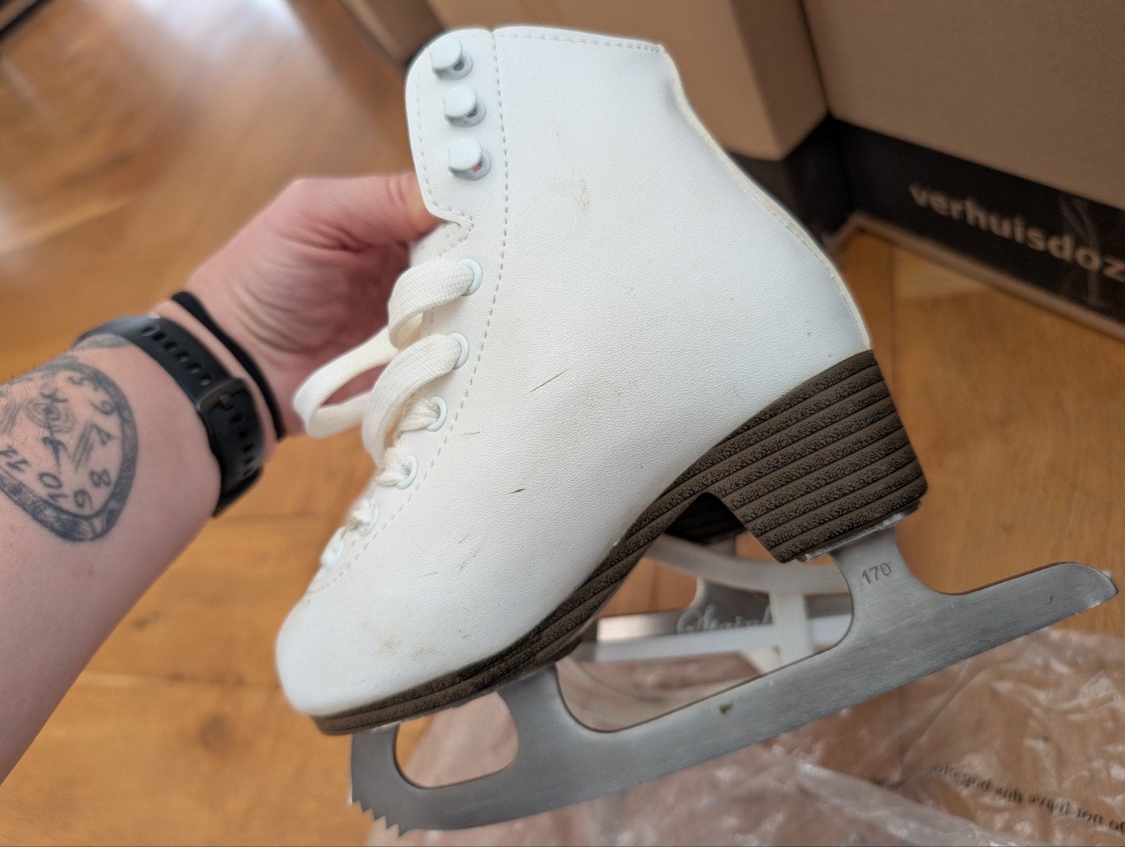 Witte kunstschaatsen L.A Sports - Maat 29, Zo goed als nieuw, Kunstschaatsen, Ophalen, Overige merken