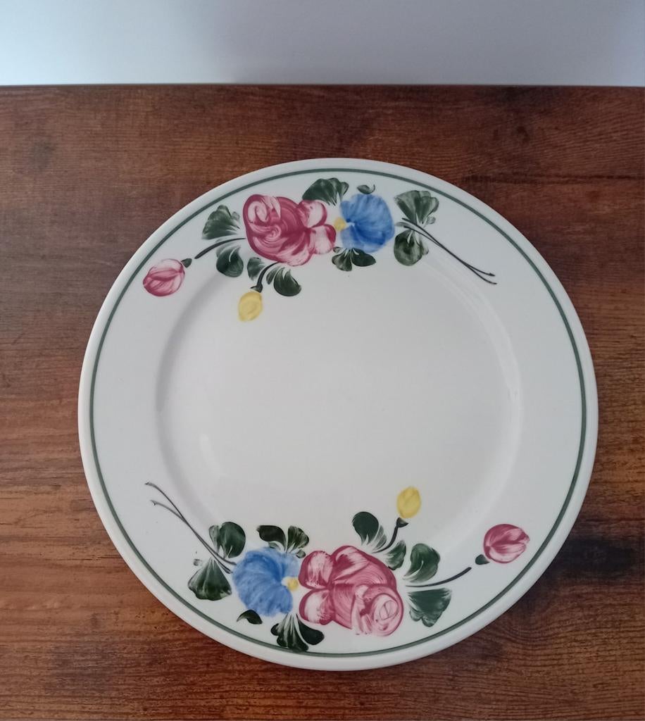 Brocante bord Lilien Porzellan, Ophalen of Verzenden, Porselein, Overige stijlen, Bord(en)